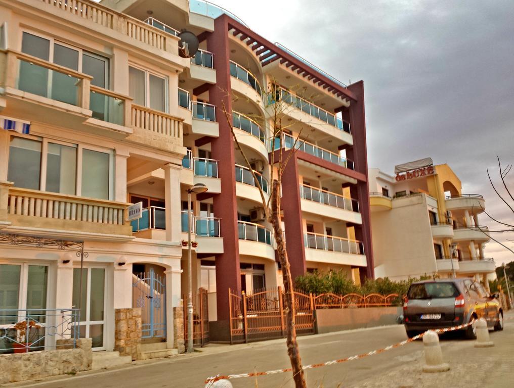 Apartments Palma Dobra Voda Bagian luar foto