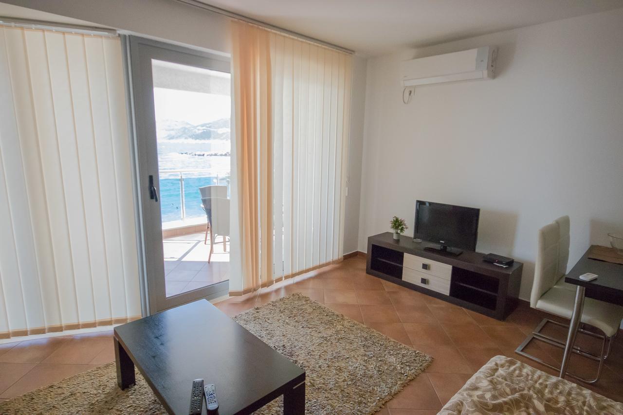 Apartments Palma Dobra Voda Bagian luar foto